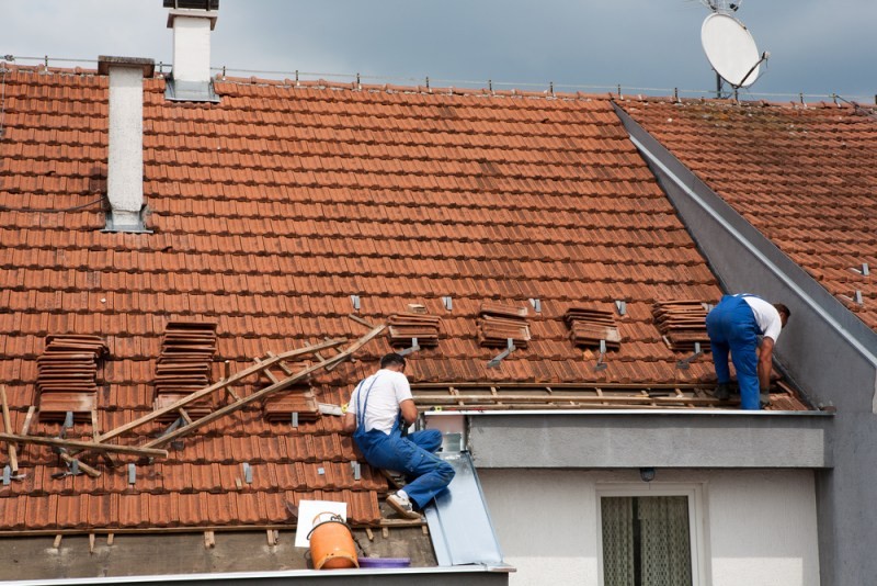 Ремонт крыши частного дома: этапы работ – от осмотра до восстановления кровли